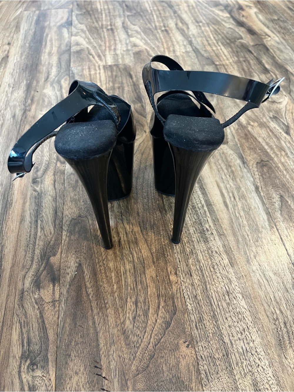 Pleaser Black Platform Heels Size 8 8 inches Well Worn - Picture 5 of 5